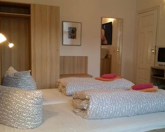 Bornholmer Hof im Prenzlauer Berg - Berlín - Habitación