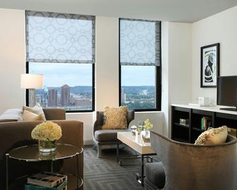Renaissance Cincinnati Downtown Hotel - סינסינטי - סלון