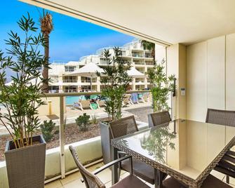 Base Holidays - Ettalong Beach Premium Apartments - Ettalong beach - Balkon
