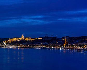 نوفوتيل بودابست الدانوب - بودابست - مبنى