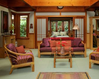 Volcano Rainforest Retreat - Volcano - Vardagsrum