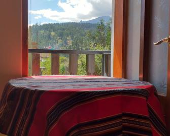 Hostal Casa del Montañista - Huaraz - Balcón