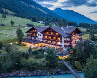 Biohotel Rastbichlhof - Neustift im Stubaital - Budova