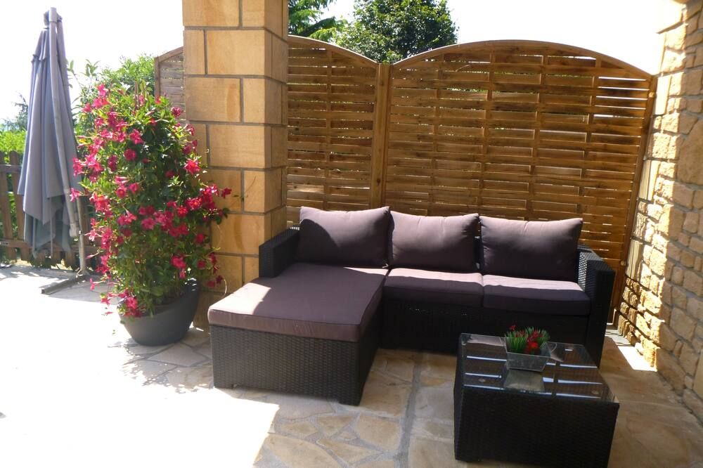 Hotel Les Collines - Cublac - Innenhof
