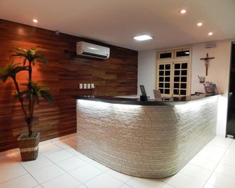Pousada Pérola Dourada - Maceió - Front desk