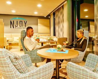 Travelinjoy - Hausen ob Verena