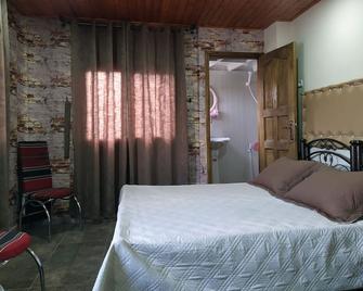 Success Hostel - Nablus - Bedroom