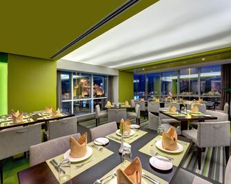 72 Hotel Sharjah - סארייאה - מסעדה