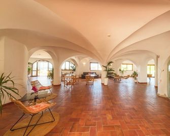 Hotel Pedra Santa - Baia Sardinia - Lobby