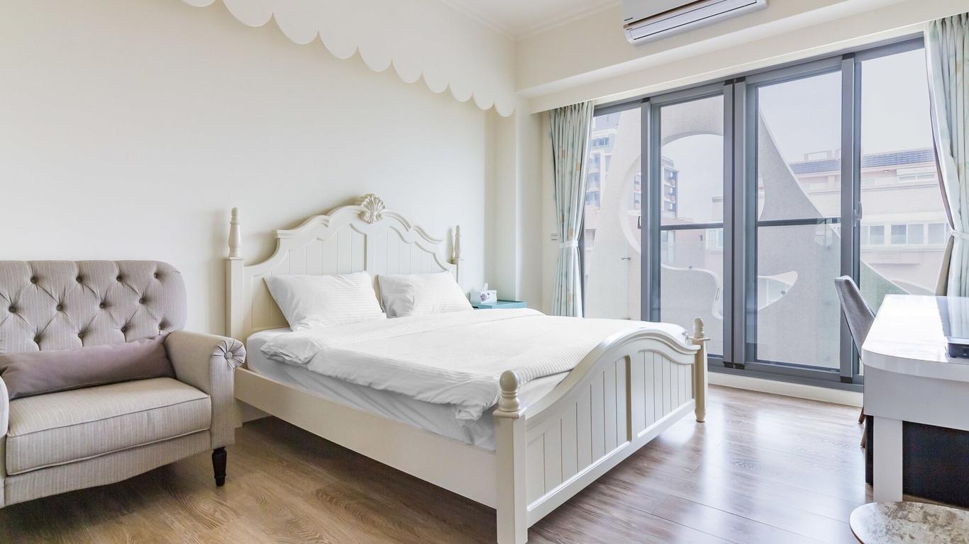 Party of the Ocean B&B