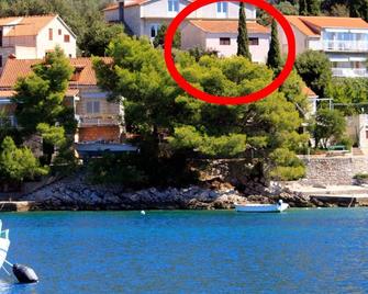 Apartments by the sea Brna, Korcula - 560 - Smokvica - Pool