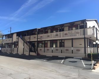 Jim Butler Inn and Suites - Tonopah - Gebäude