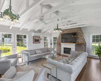 Water front home on the Cohansey River - Bridgeton - Sala de estar