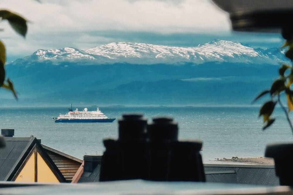 Flor Austral - Ushuaia - Outdoors view