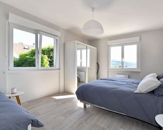 Gîte les Rosiers du Blosen - Thann - Bedroom