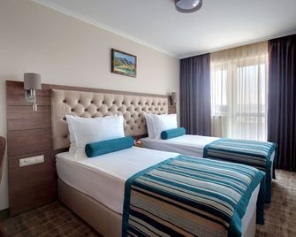 Hotel Cherno More - וארנה - חדר שינה