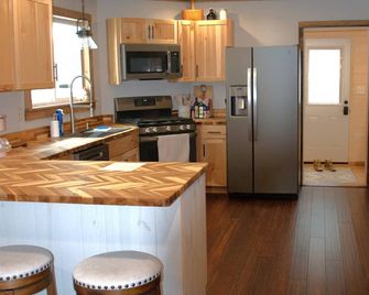 Charming 2-bedroom bungalow in Williamsport - Уїльятспорт - Кухня