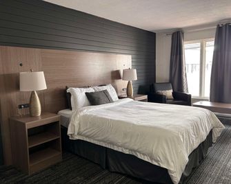 SureStay by Best Western Kapuskasing - Kapuskasing - Schlafzimmer