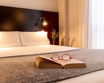 Sm Hotel Sant Antoni - Barcelona - Habitación