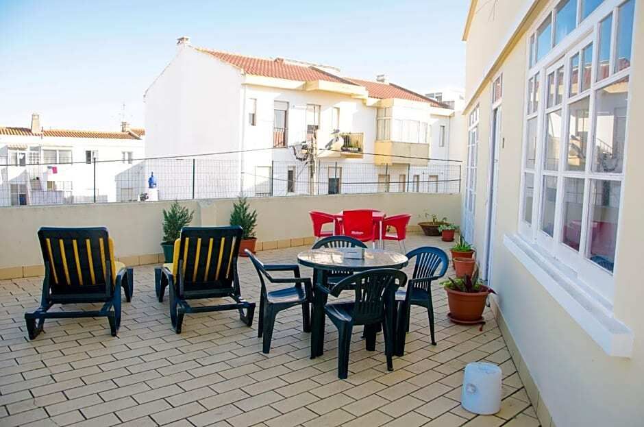 White Sun Hostel - לאגוס - מרפסת