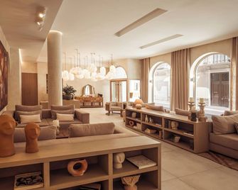 Hotel Well and Come Málaga - Málaga - Lounge