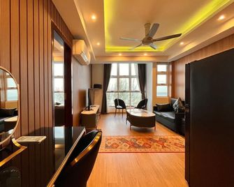 Rivethi Beach Hotel - Malé