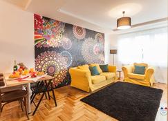 MIA - brand new apartment - Sarajevo - Huiskamer