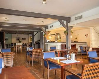 Serene Escape Perfect for Family Adventures Near The Mondriaan House - Hoevelaken - Restaurant