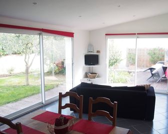 Maisonette, near Rochefort - Rochefort - Obývací pokoj