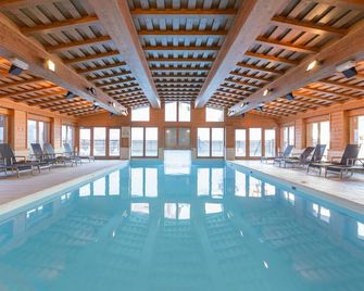 Résidence & Spa Les Sources de Marie - Arc 1950 Le Village - Arc 1950 - Pool