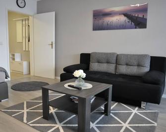 Idyllische Apartment Moderne 1zkb Balkon - Bad Nauheim - Wohnzimmer
