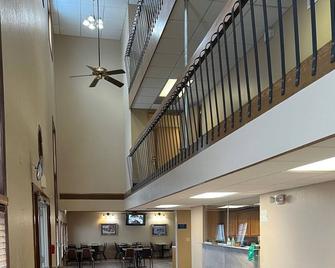 The White House Inn - Aberdeen - Lobby