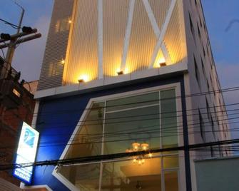 V-Ocean Palace - Hat Yai - Building