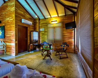 Karunakarala Ayurveda Resort - Wayikkal