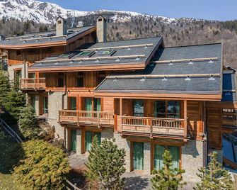 Luxury chalet with spa in Méribel, half-board included - Les Allues - Bâtiment