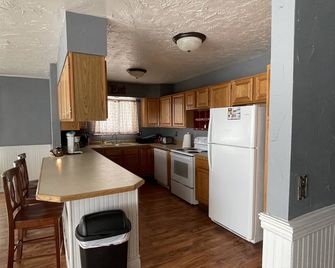 Fort Benton home with a fantastic view! - Fort Benton - Cocina