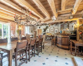 Maison d'hôtes Moulin du Bas Pesé - Bracieux - Essbereich