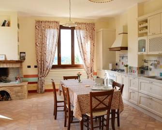 Alba dei Due Soli B&B - Nocera Umbra - Comedor