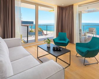 أمفوراز جاردن - سبليت - غرفة معيشة