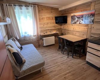 Casa Cervinia Shuss2 - Valtournenche - Sala de estar