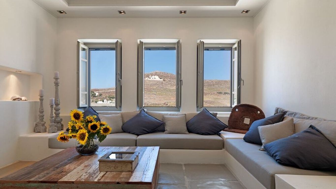 Themonies Luxury Suites