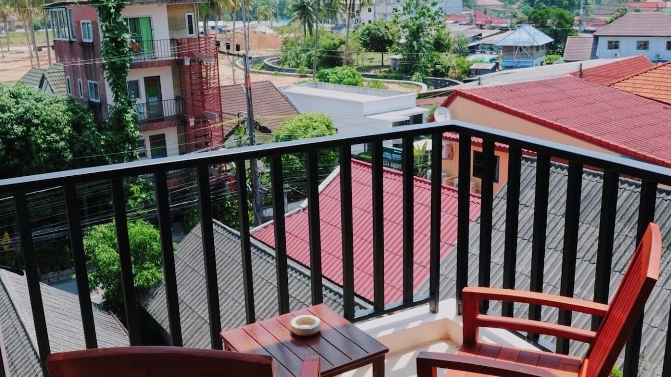 Ice Kamala Beach Hotel