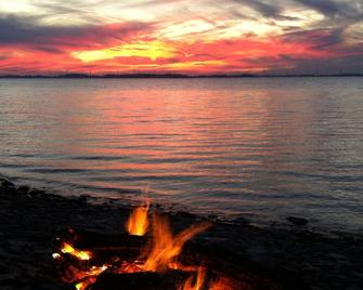 A great place for relaxation on the St. Lawrence River, 1000 Islands Region - Cape Vincent - Playa