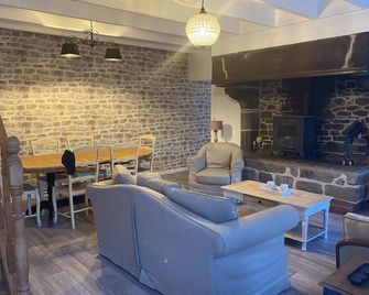 Charmante maison normande à Brainville à 10mn de la mer - Blainville-sur-Mer - Restaurant