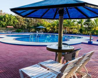 Amidhara Resort - Sasan Gir - Piscine