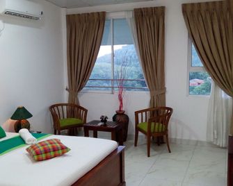 Green Tulip Hotel Kandy - Pahala Kadugannawa