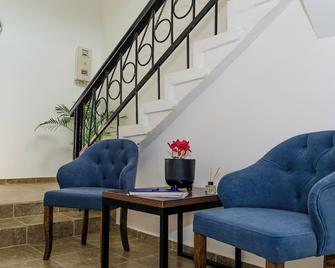 Hostel Compass 3 - Biskek - Sala de estar