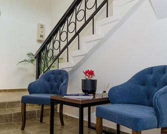 كومباس هوستل موسكوفسكايا - بيشكيك - غرفة معيشة