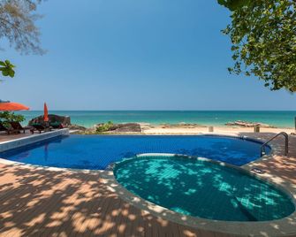 Khaolak Wanaburee Resort - Phangnga - Piscina