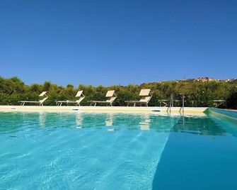 Agriturismo La Valle - Castagneto Carducci - Pool